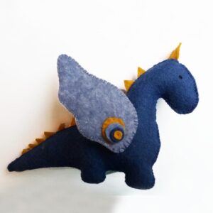 Sárkány filc figura